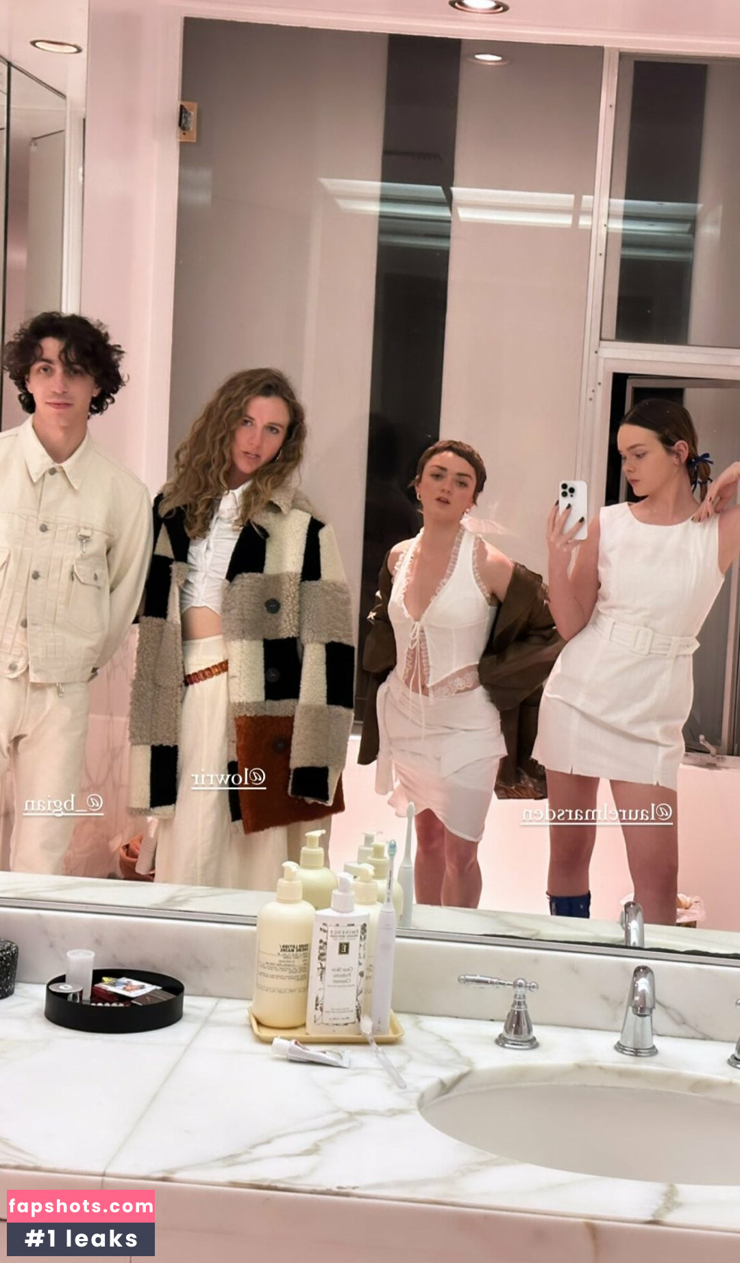 Maisie Williams Nude Leaks OnlyFans Photos #477 - LeakJerk