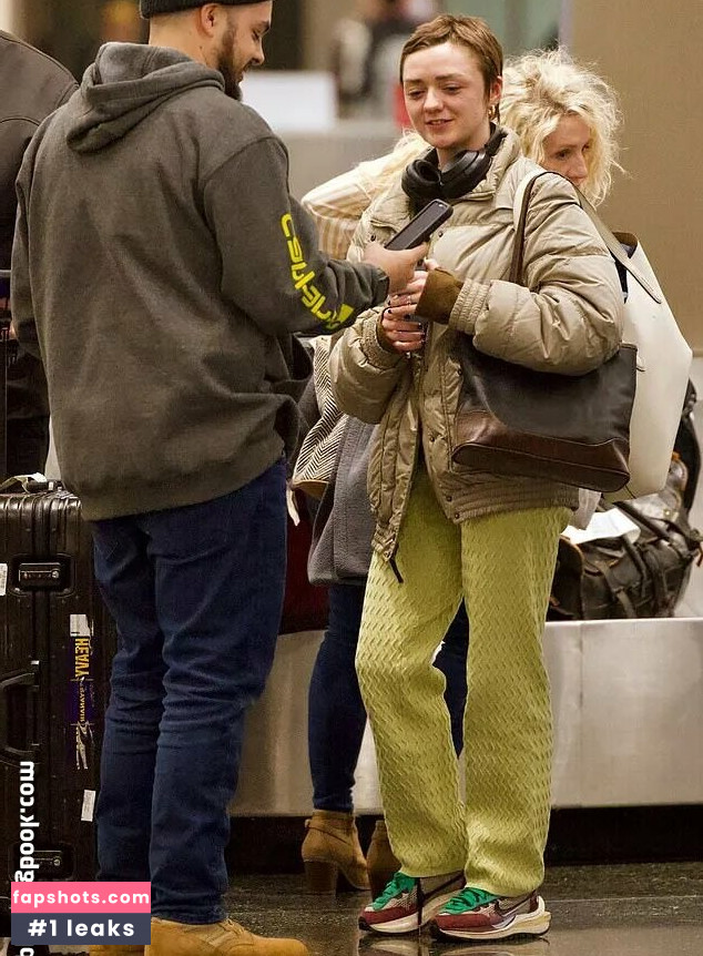 Maisie Williams Nude Leaks OnlyFans Photos #506 - LeakJerk