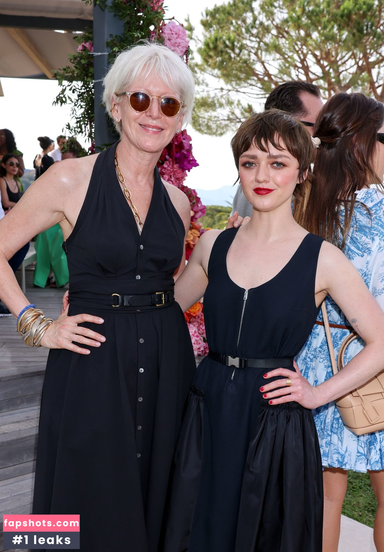 Maisie Williams Nude Leaks OnlyFans Photos #571 - LeakJerk