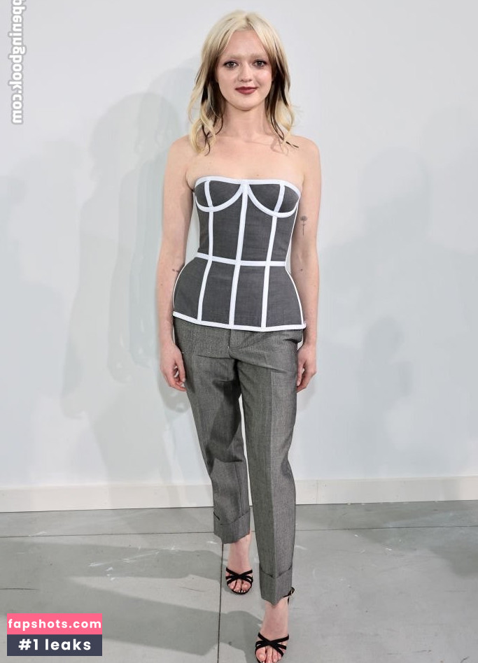 Maisie Williams Nude Leaks OnlyFans Photos #581 - LeakJerk