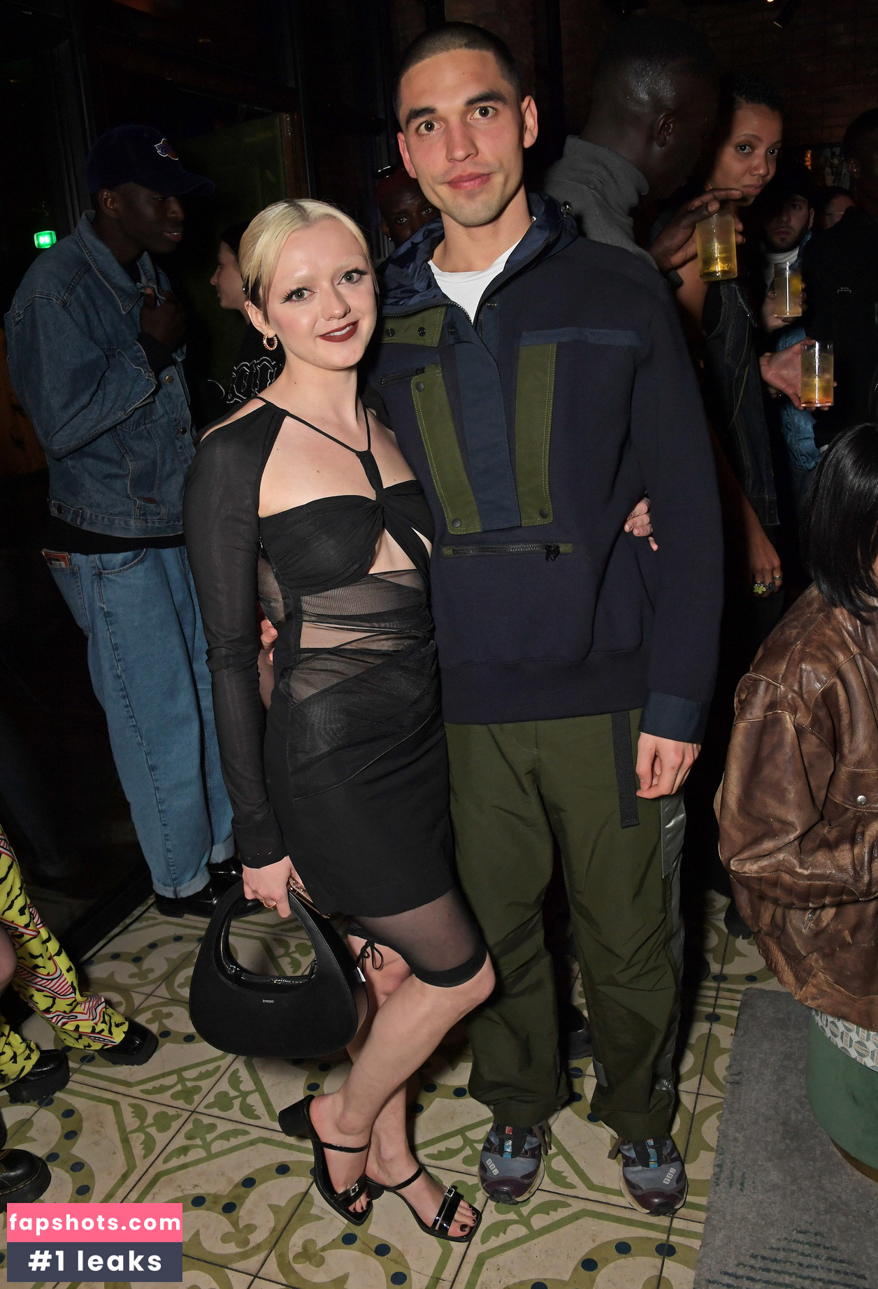 Maisie Williams Nude Leaks OnlyFans Photos #589 - LeakJerk