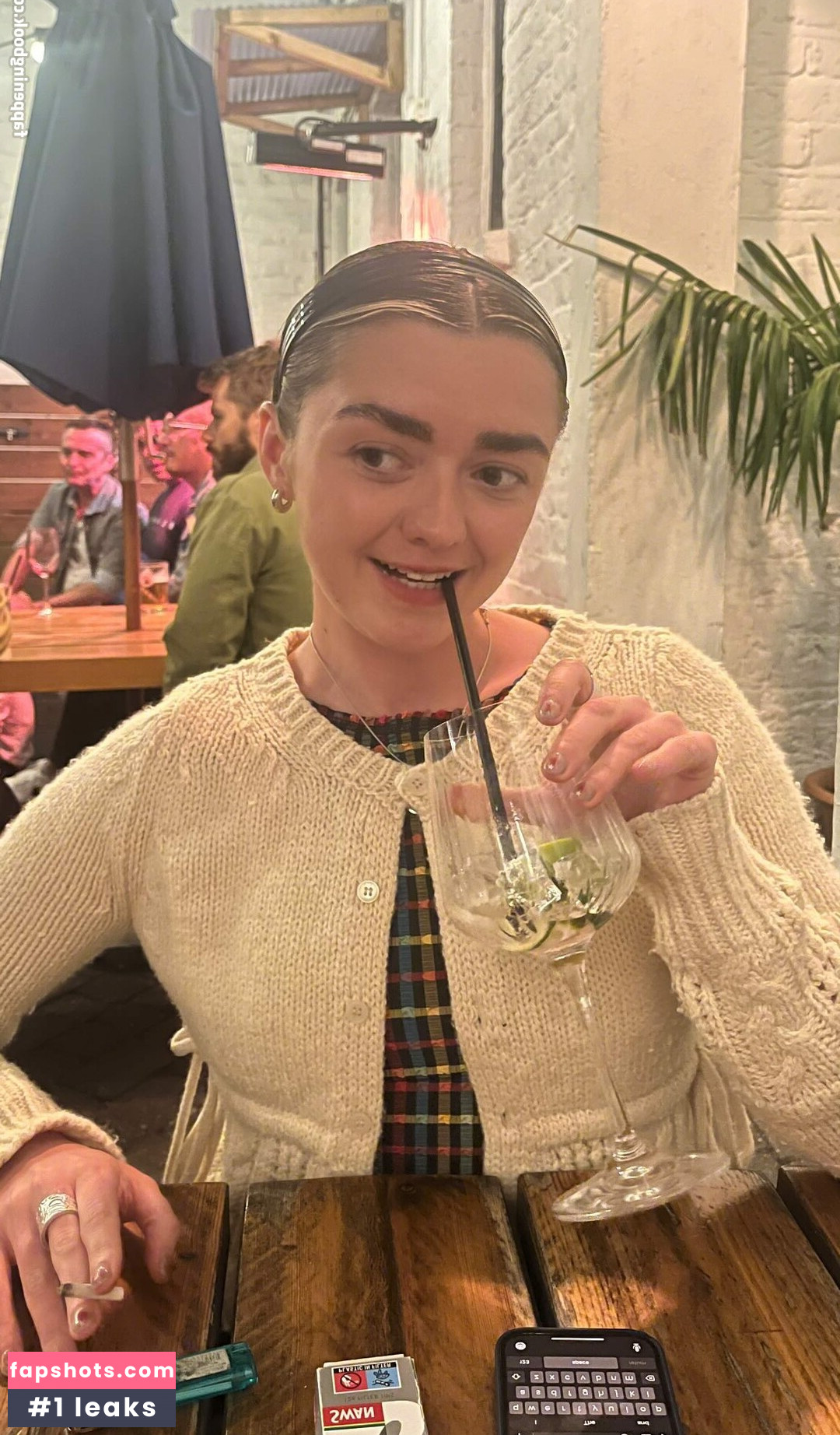 Maisie Williams Nahé úniky fotek pouze od fanoušků #61 - Fapshots