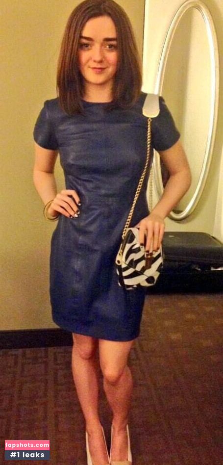 Maisie Williams Nude Leaks OnlyFans Photos #606 - LeakJerk