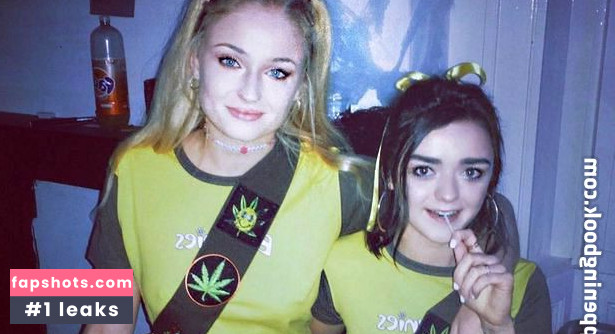 Maisie Williams Nude Leaks OnlyFans Photos #682 - LeakJerk