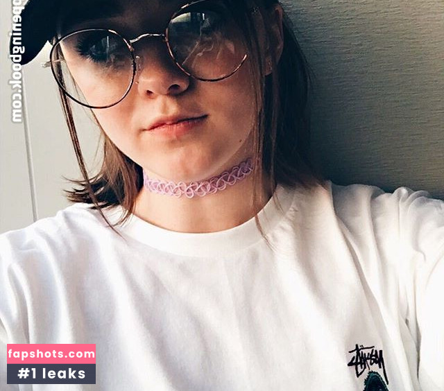 Maisie Williams Nude Leaks OnlyFans Photos #683 - LeakJerk
