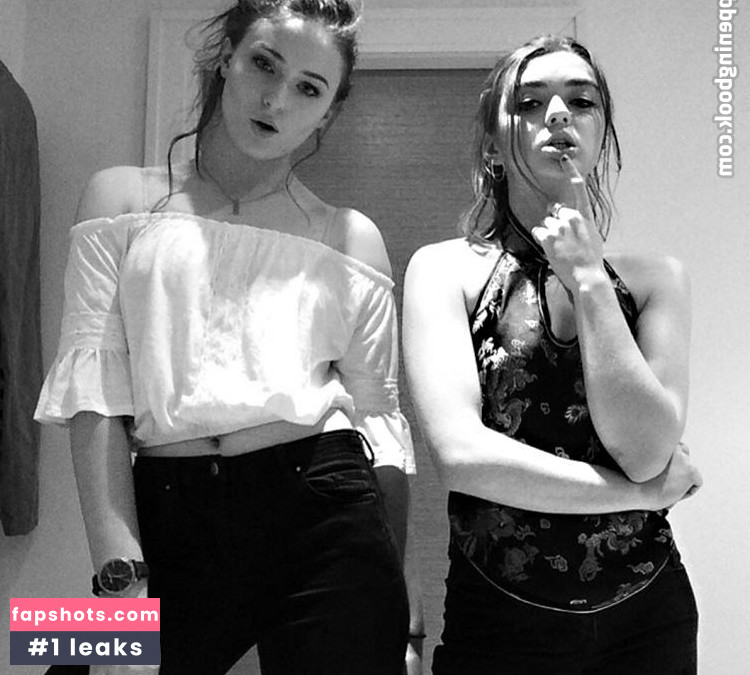 Maisie Williams Nude Leaks OnlyFans Photos #688 - LeakJerk