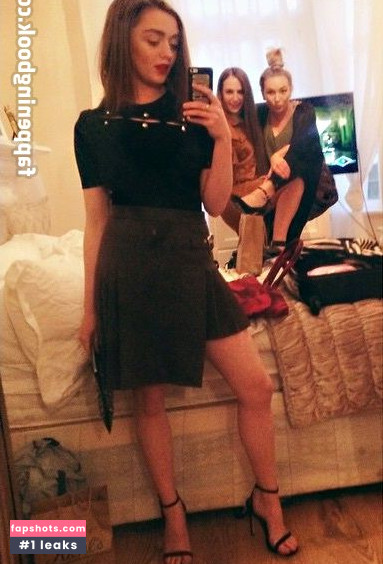 Maisie Williams Nude Leaks OnlyFans Photos #692 - LeakJerk