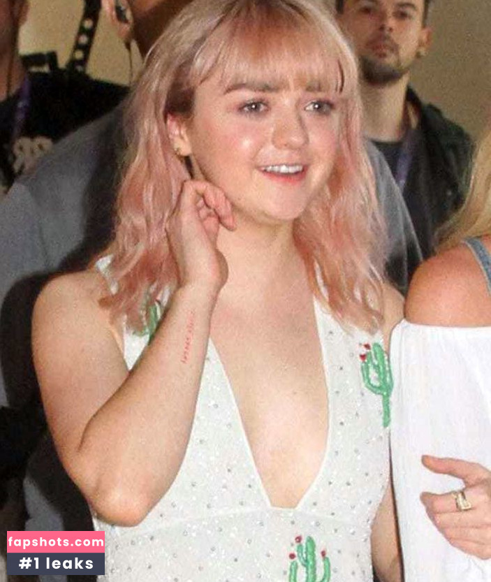 Maisie Williams Nude Leaks OnlyFans Photos #759 - LeakJerk