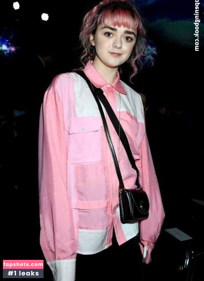 Maisie Williams Nude Leaks OnlyFans Photos #760 - LeakJerk