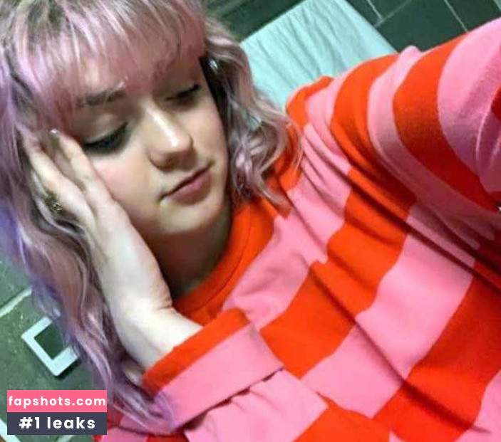 Maisie Williams Nude Leaks OnlyFans Photos #763 - LeakJerk