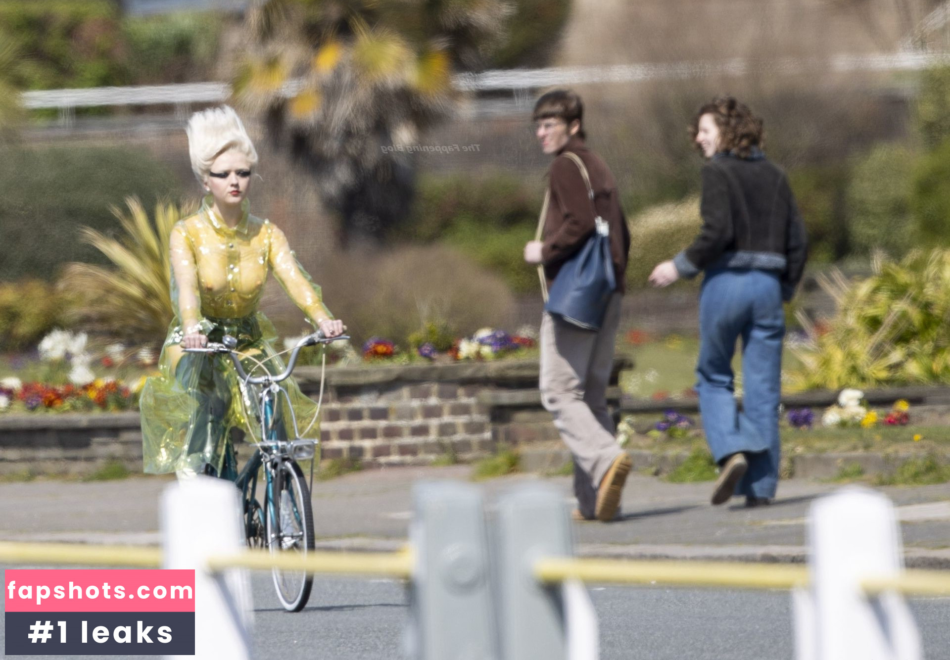 Maisie Williams Nude Leaks OnlyFans Photos #796 - LeakJerk