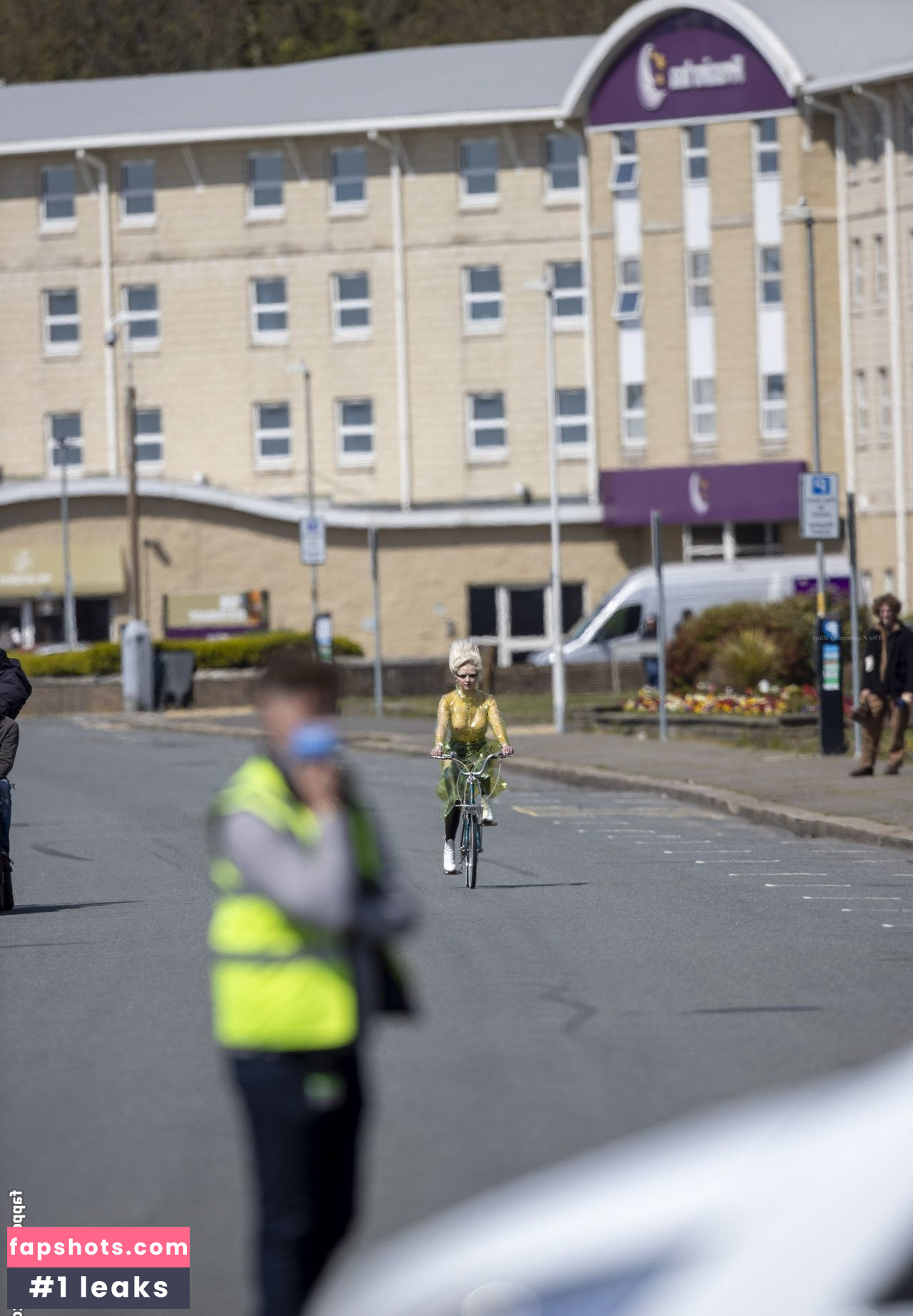 Maisie Williams Nude Leaks OnlyFans Photos #801 - LeakJerk