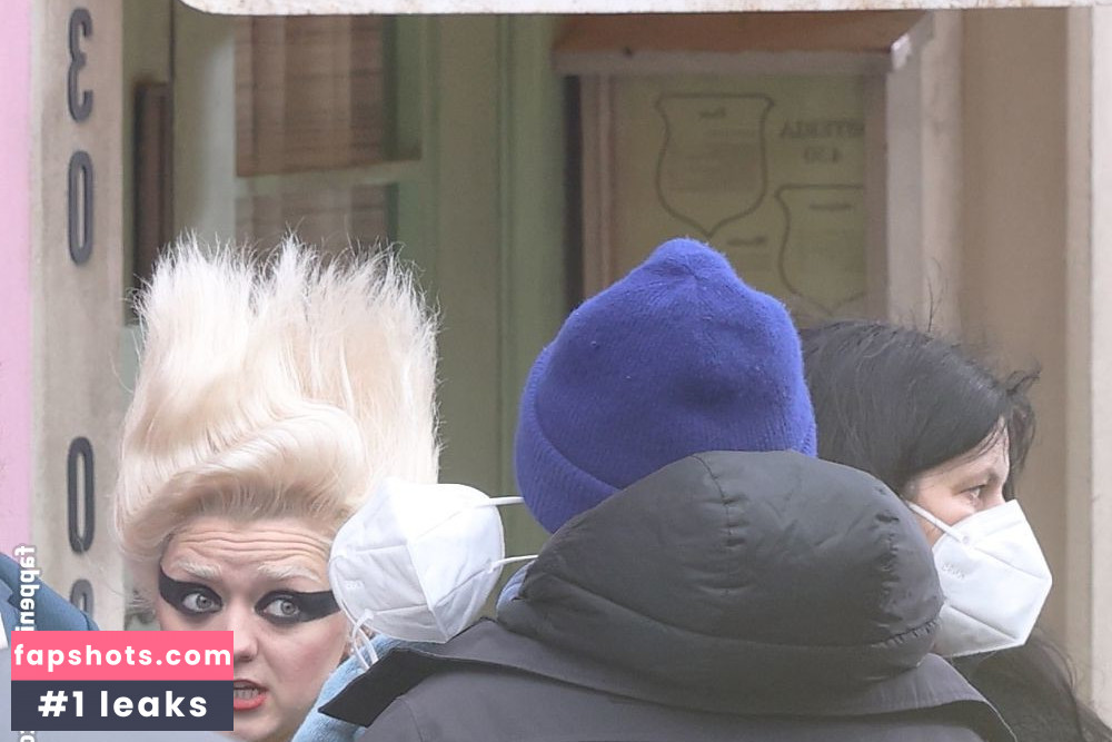 Maisie Williams Nude Leaks OnlyFans Photos #802 - LeakJerk