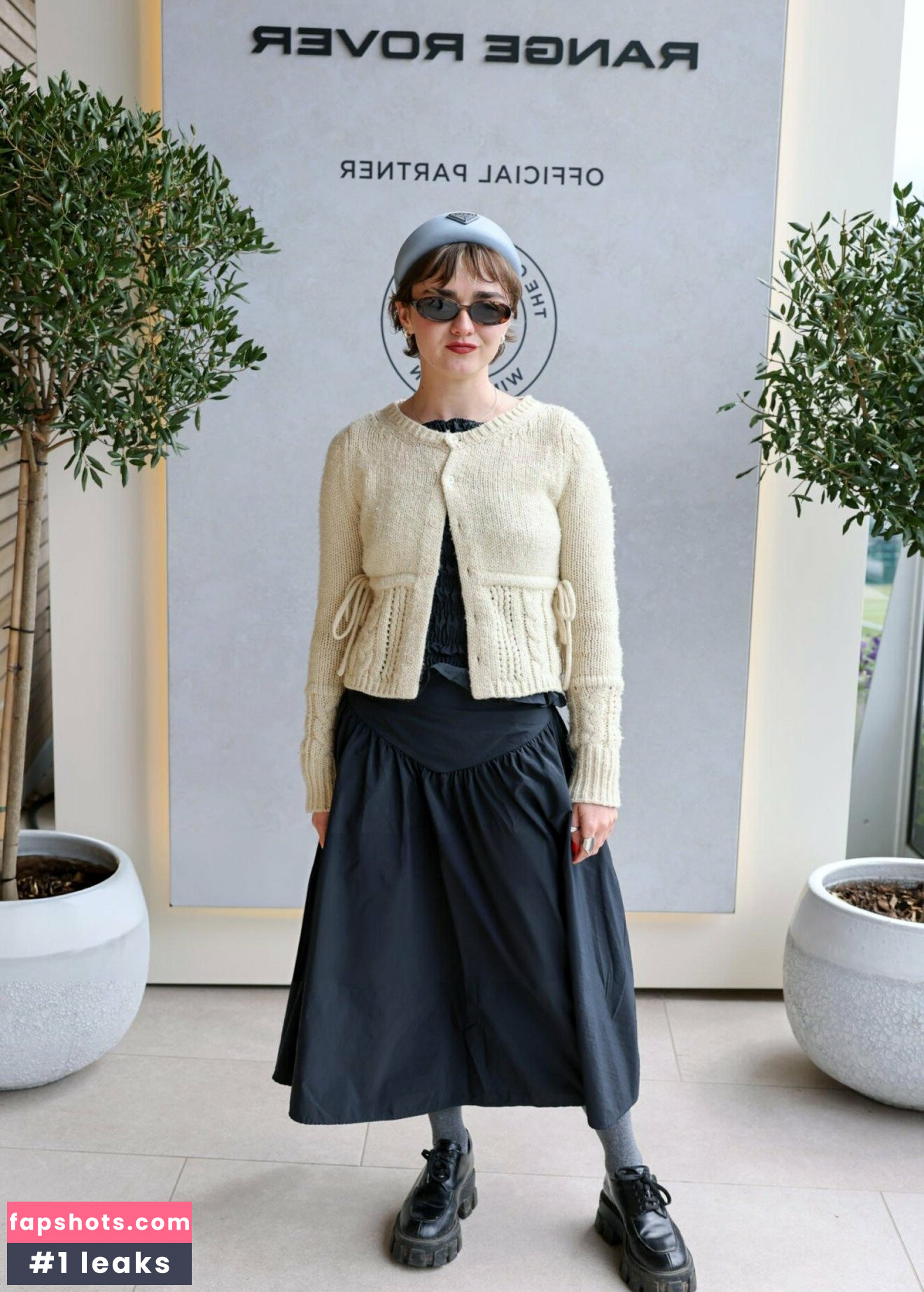 Maisie Williams Nude Leaks OnlyFans Photos #89 - LeakJerk