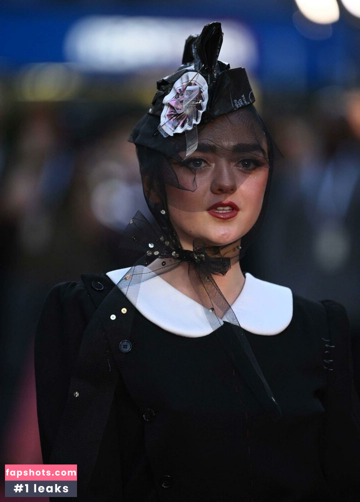 Maisie Williams gallery photo #1007