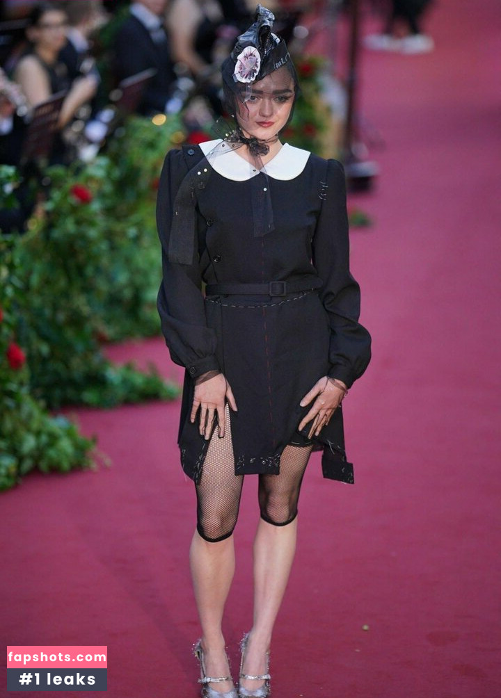 Maisie Williams gallery photo #1059