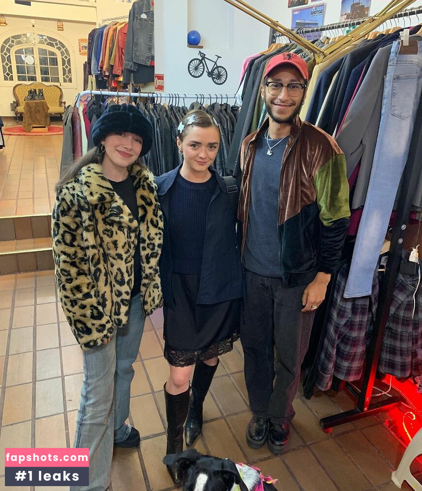 Maisie Williams gallery photo #1089