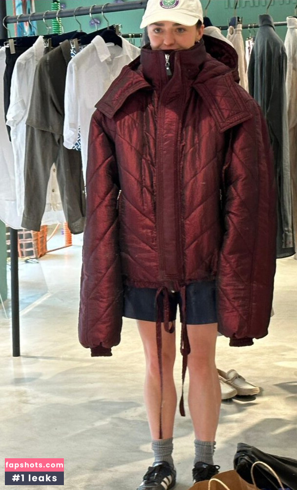 Maisie Williams gallery photo #1099