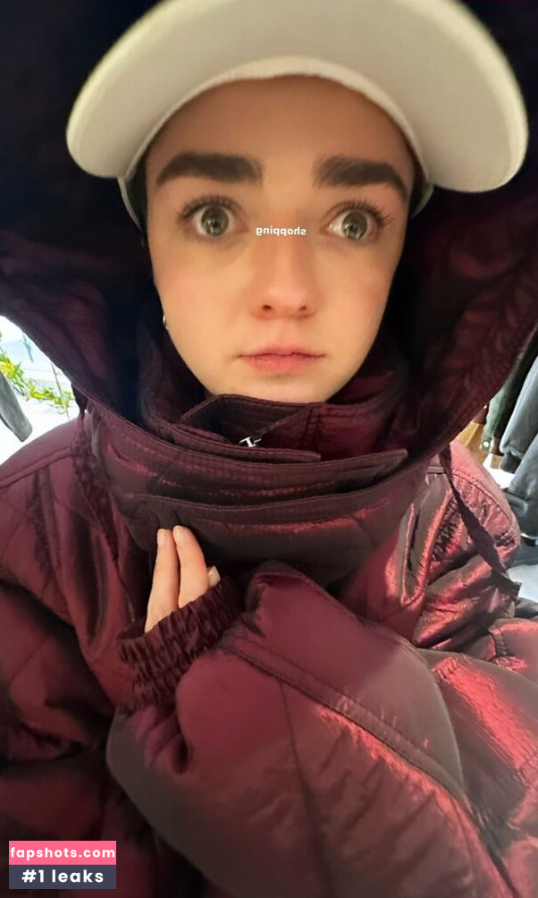 Maisie Williams gallery photo #1100
