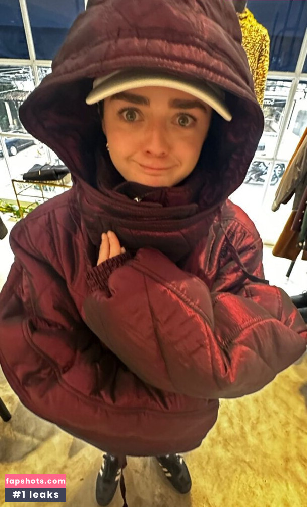 Maisie Williams gallery photo #1101