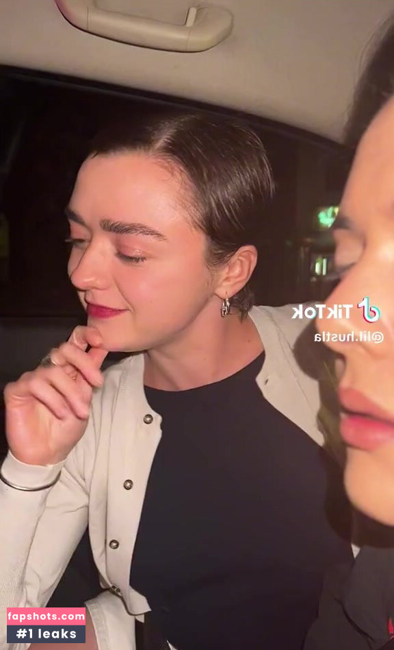 Maisie Williams gallery photo #1106
