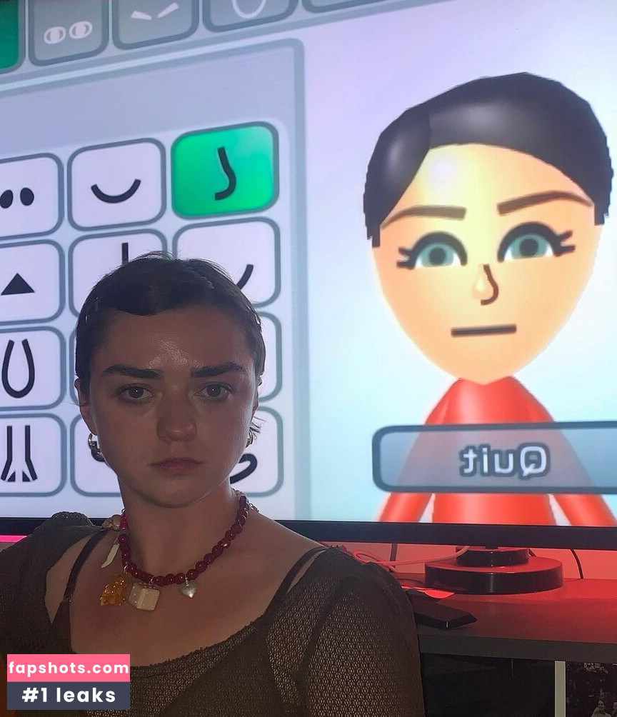 Maisie Williams gallery photo #1111