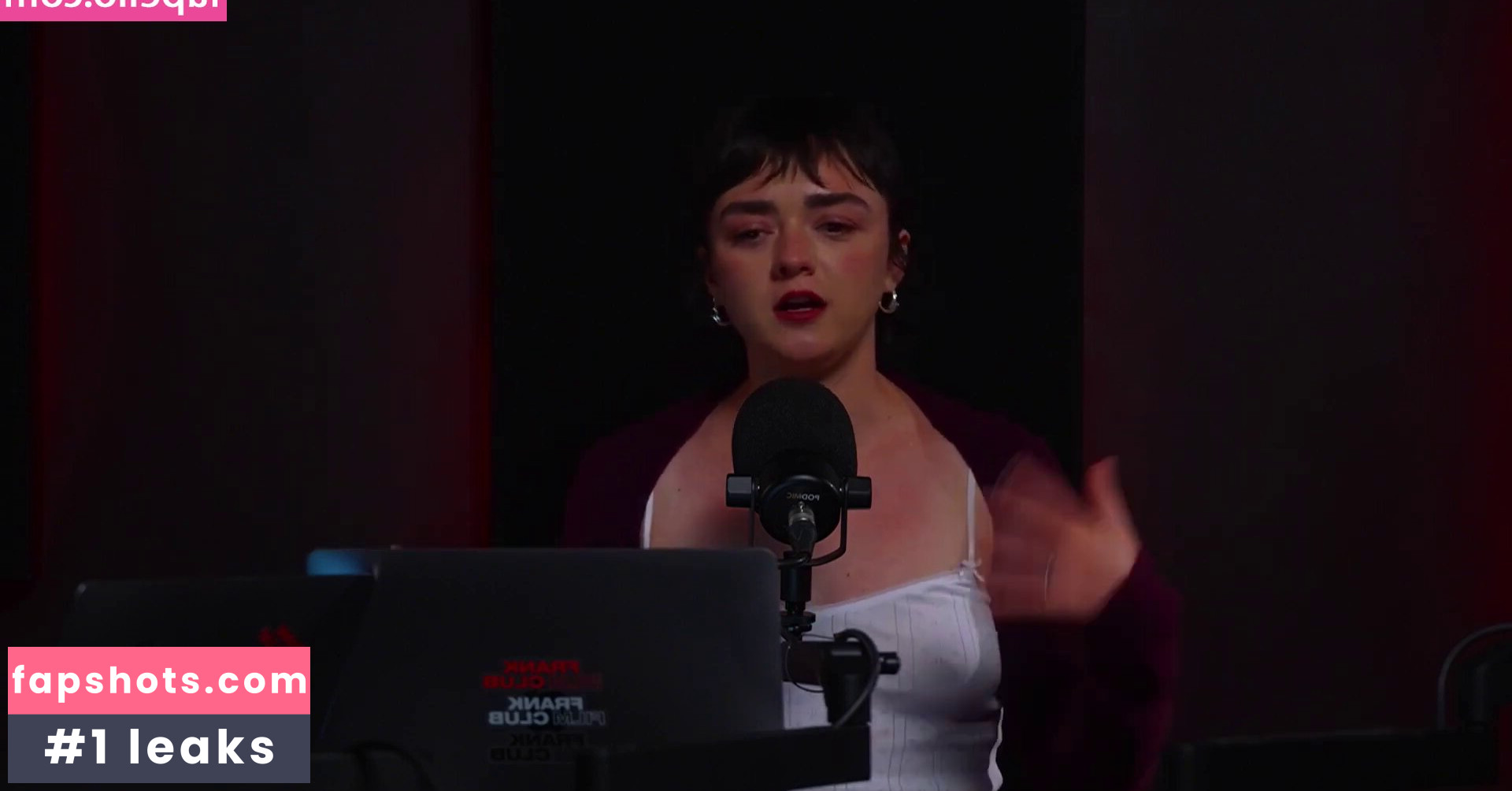 Maisie Williams gallery photo #1113