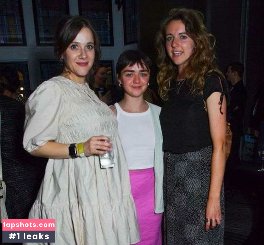 Maisie Williams gallery photo #1117