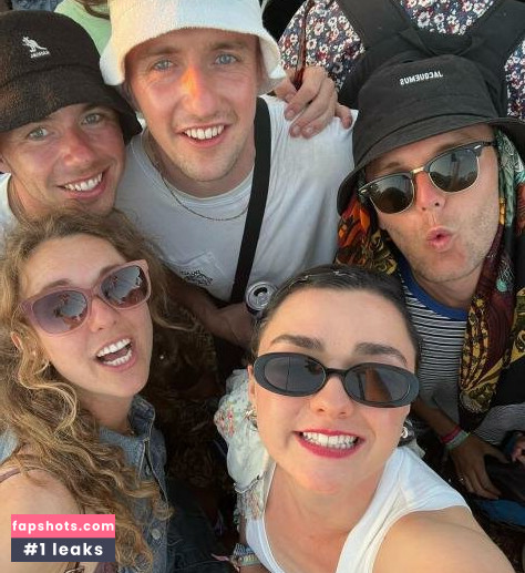 Maisie Williams gallery photo #1142