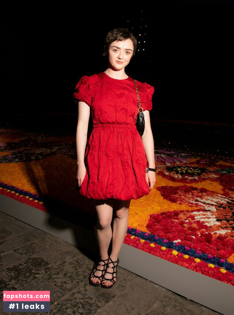 Maisie Williams gallery photo #1204