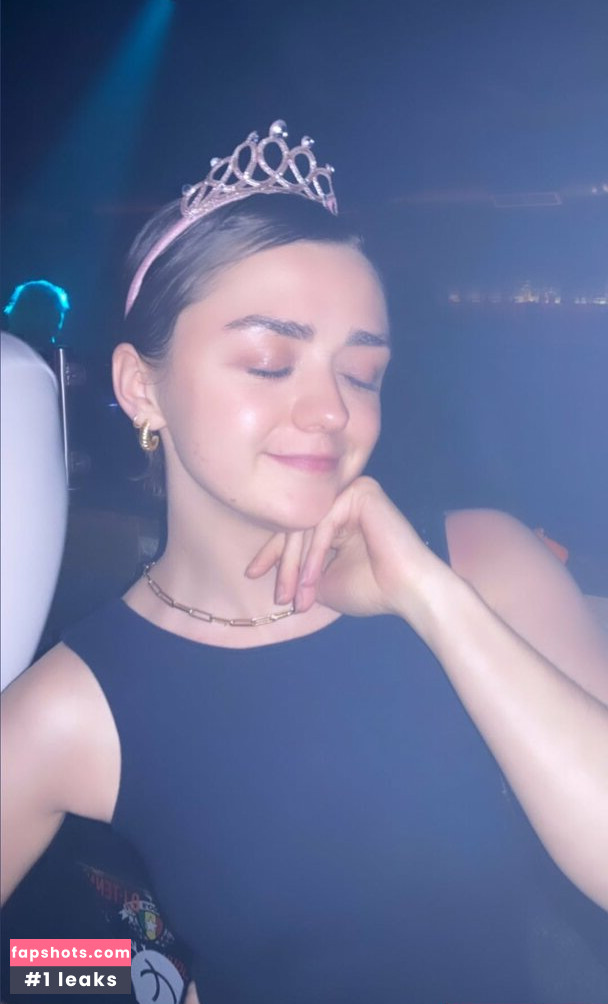 Maisie Williams gallery photo #1209