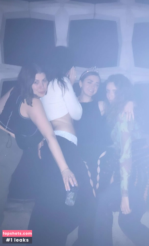 Maisie Williams gallery photo #1212