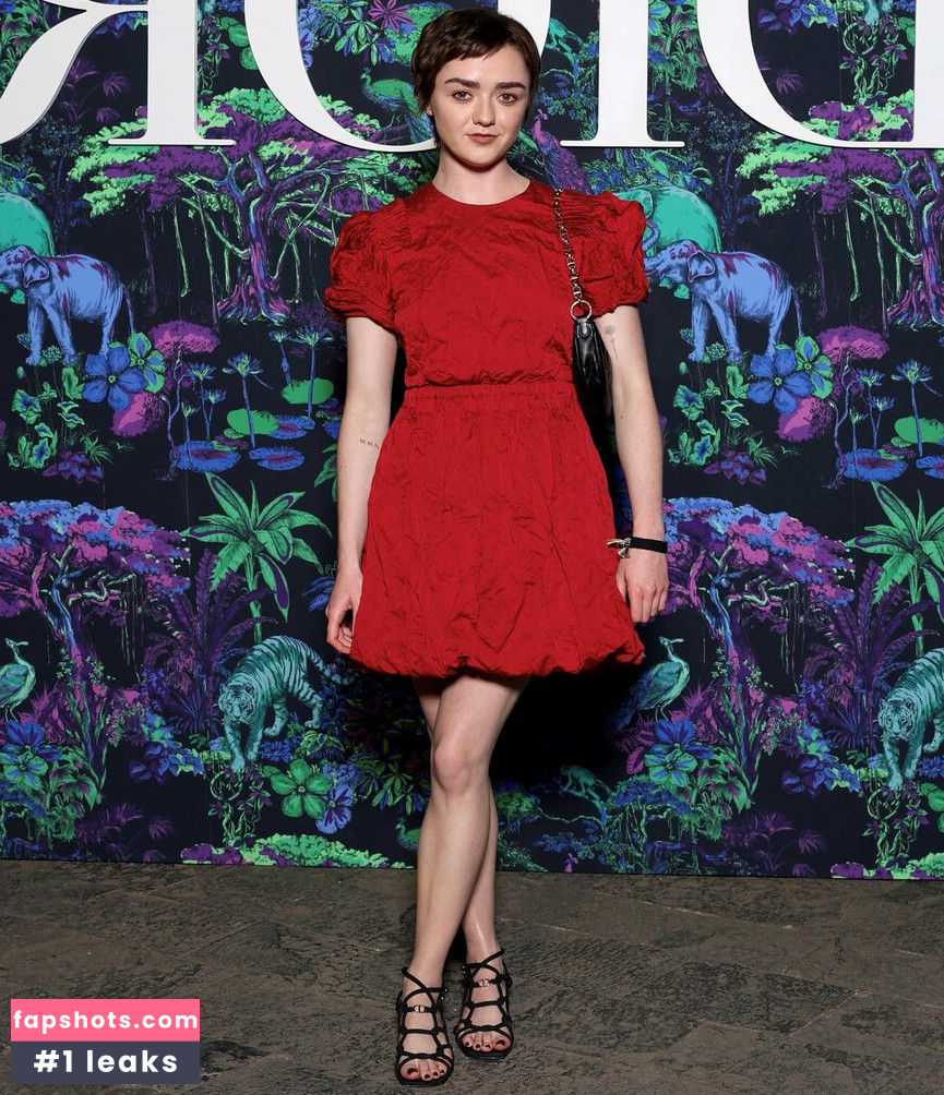 Maisie Williams gallery photo #1218