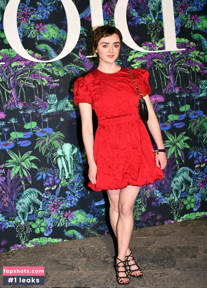 Maisie Williams gallery photo #1220