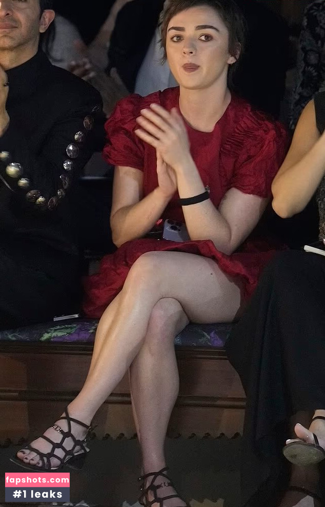 Maisie Williams gallery photo #1223