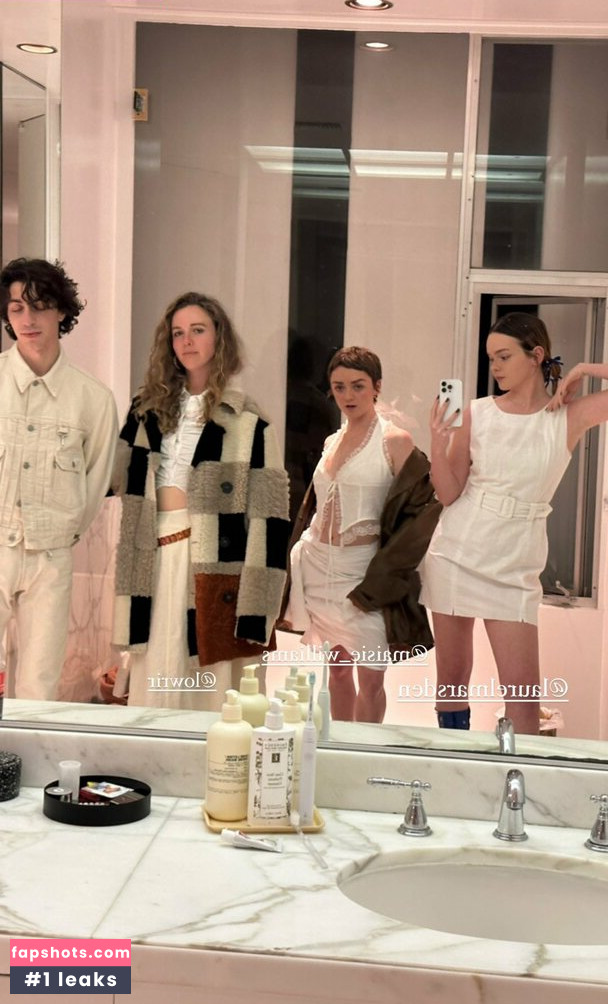 Maisie Williams gallery photo #1246