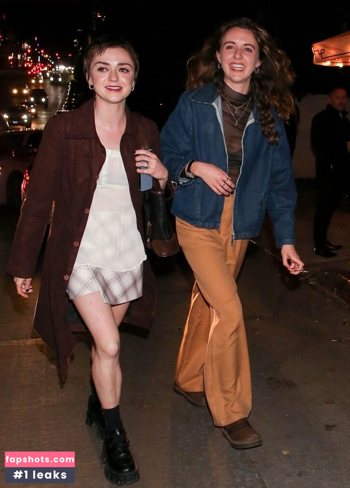 Maisie Williams gallery photo #1260