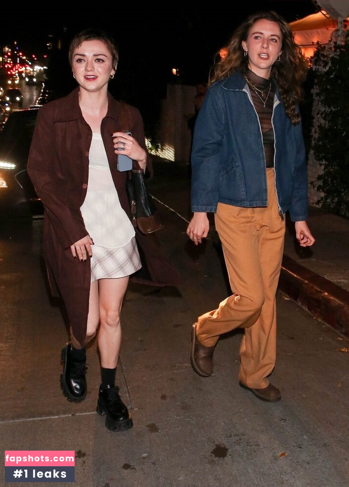 Maisie Williams gallery photo #1261