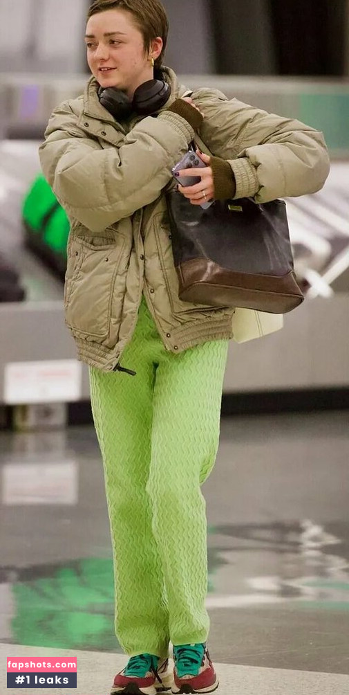 Maisie Williams gallery photo #1285