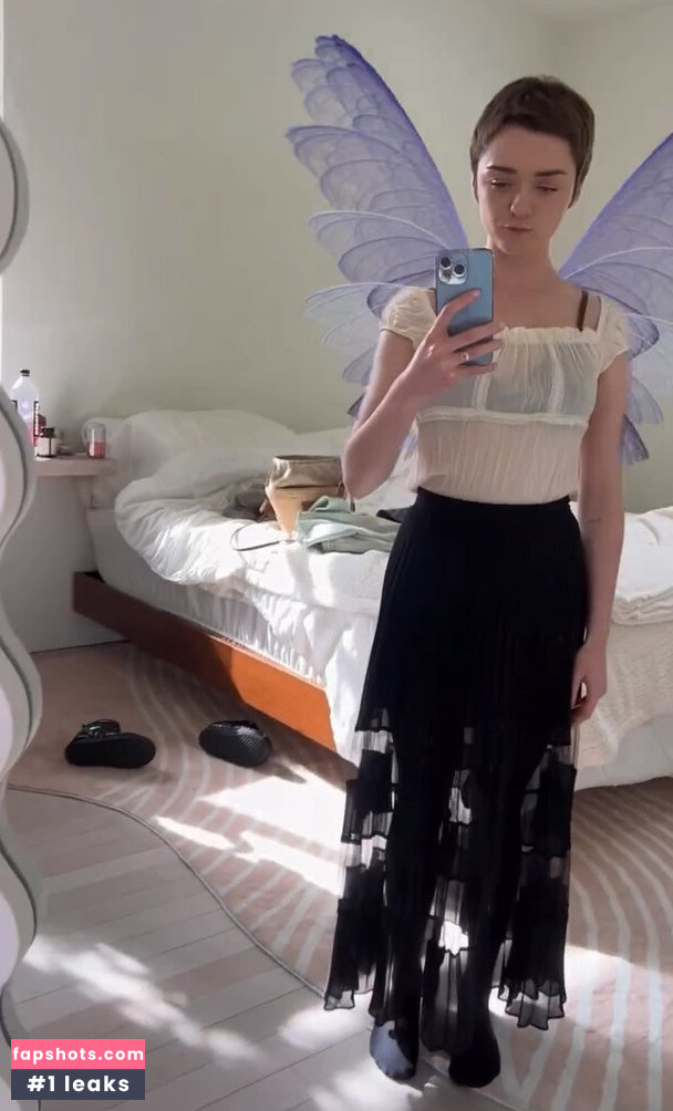 Maisie Williams gallery photo #1289