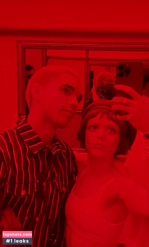 Maisie Williams gallery photo #1329