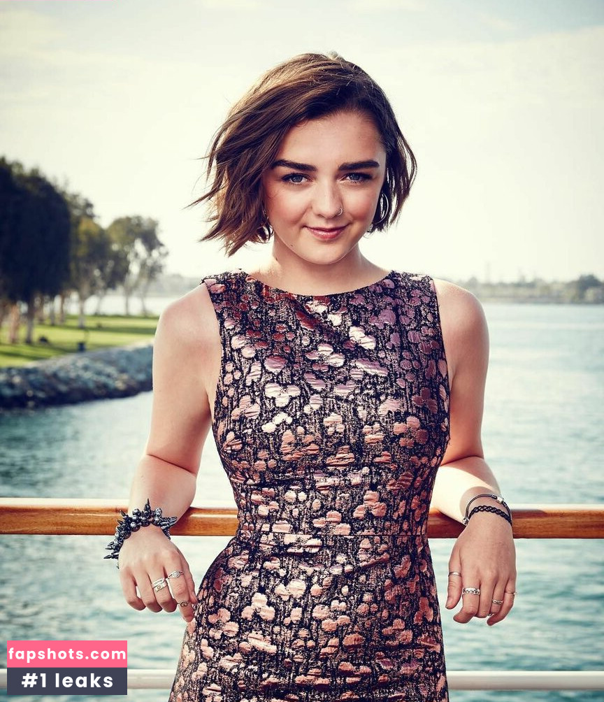 Maisie Williams gallery photo #1340