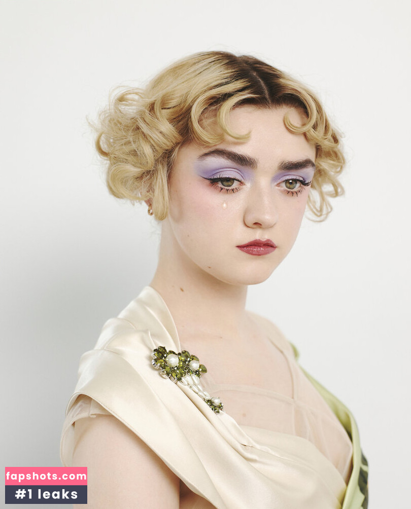 Maisie Williams gallery photo #1344