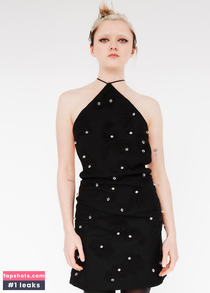 Maisie Williams gallery photo #1350