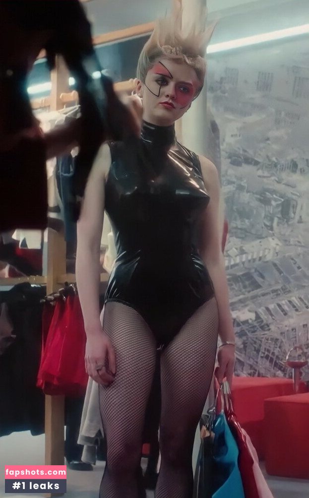 Maisie Williams gallery photo #1413