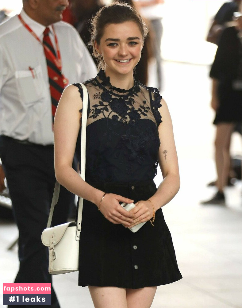 Maisie Williams gallery photo #322