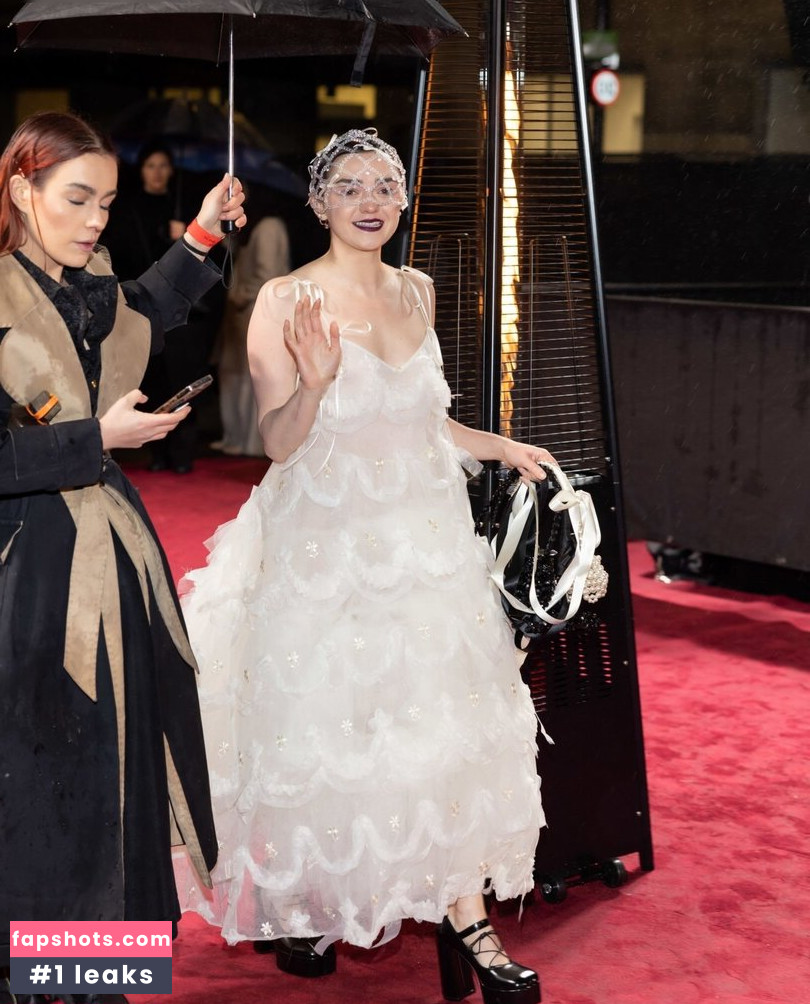 Maisie Williams gallery photo #337