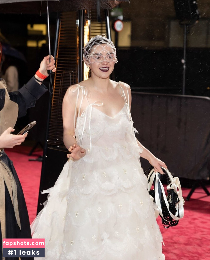 Maisie Williams gallery photo #342