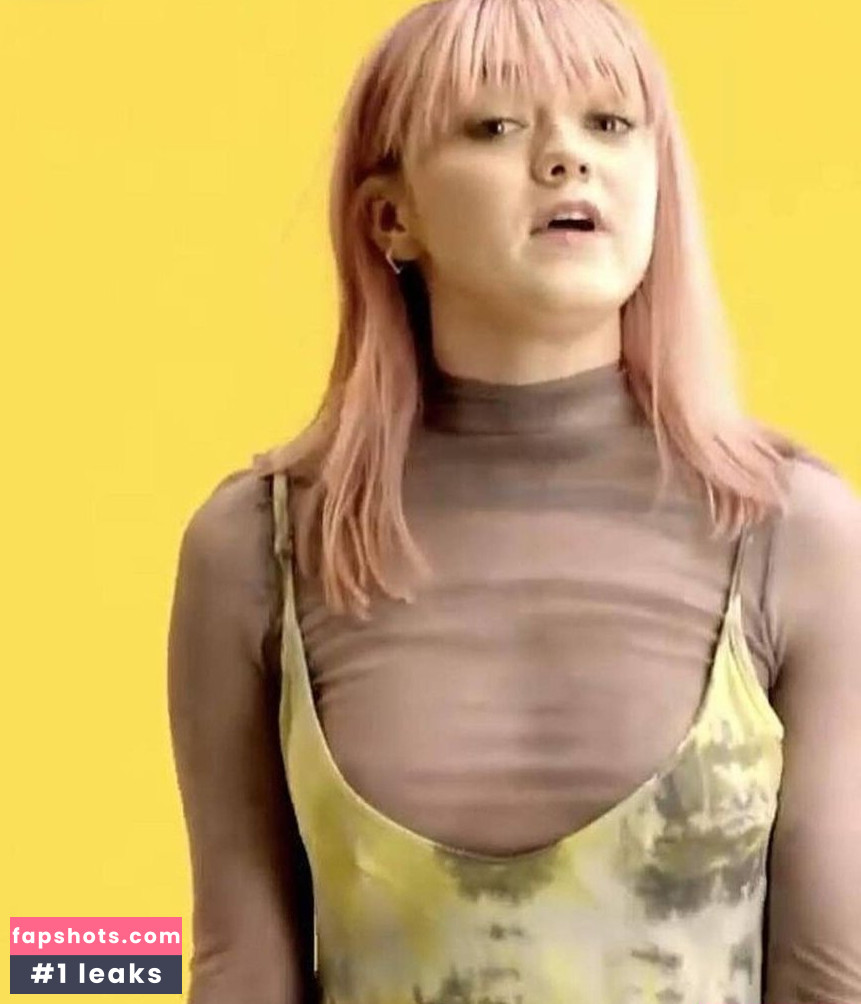 Maisie Williams gallery photo #364