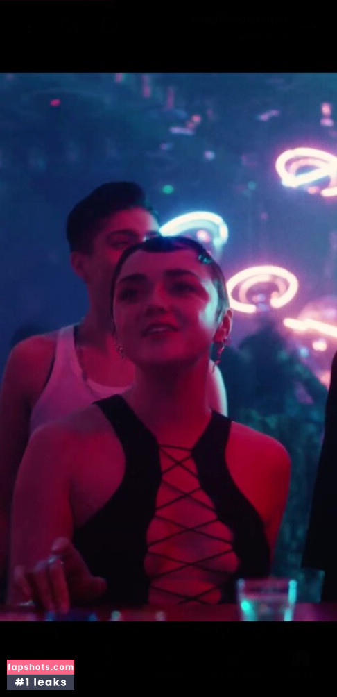 Maisie Williams gallery photo #370